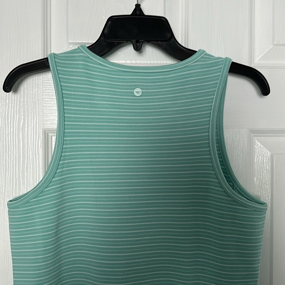 Hi-Tec dress - Picture 8 of 8